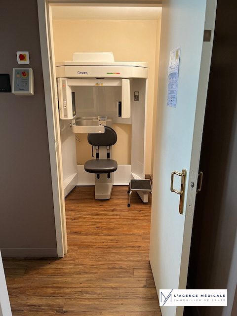 Bureau - 88 m² - 4 pièces