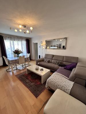 Appartement - 98 m² - 5 pièces