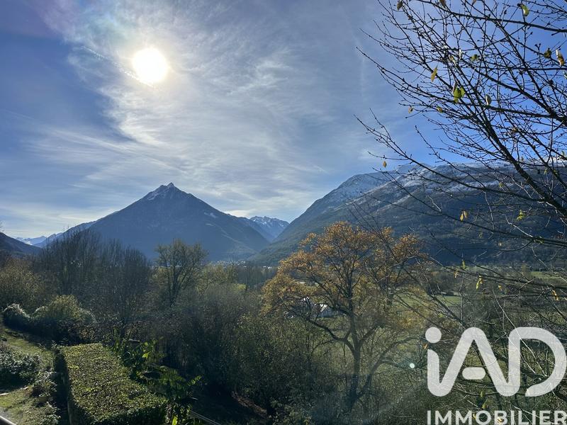 Maison - 175 m² - 8 pièces