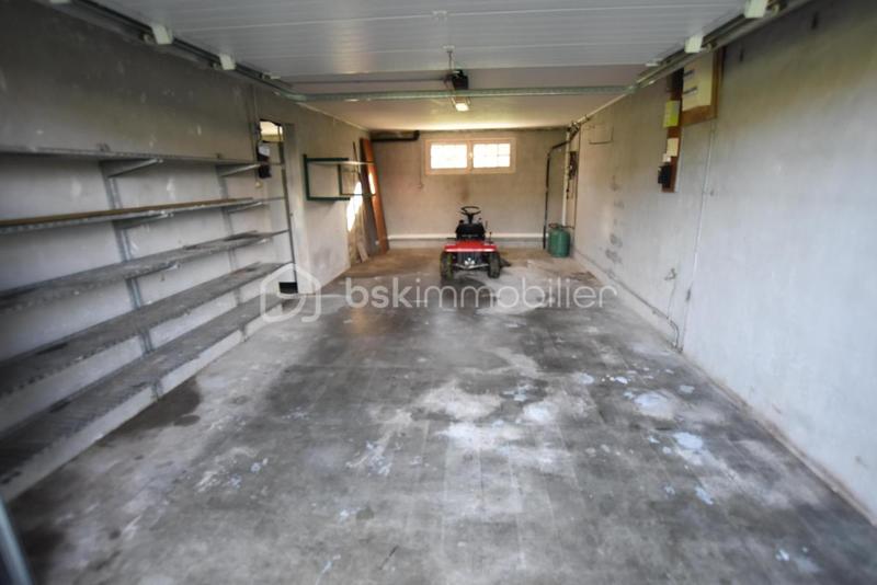 Demeure - 90 m² - 6 pièces