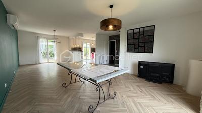 Maison - 120 m² - 6 pièces