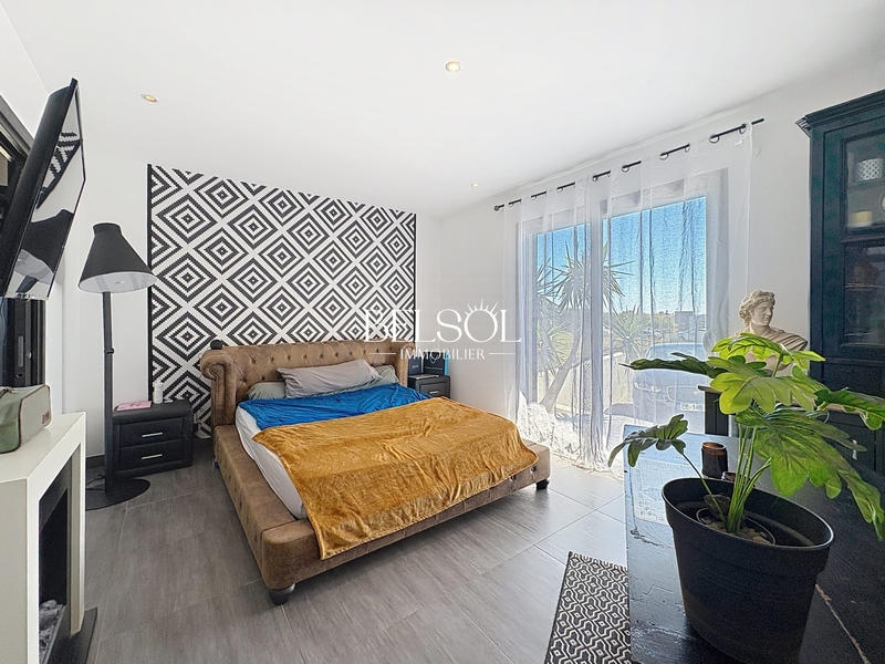 Villa - 211 m² - 4 pièces