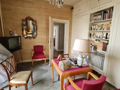 Maison - 200 m² - 11 pièces