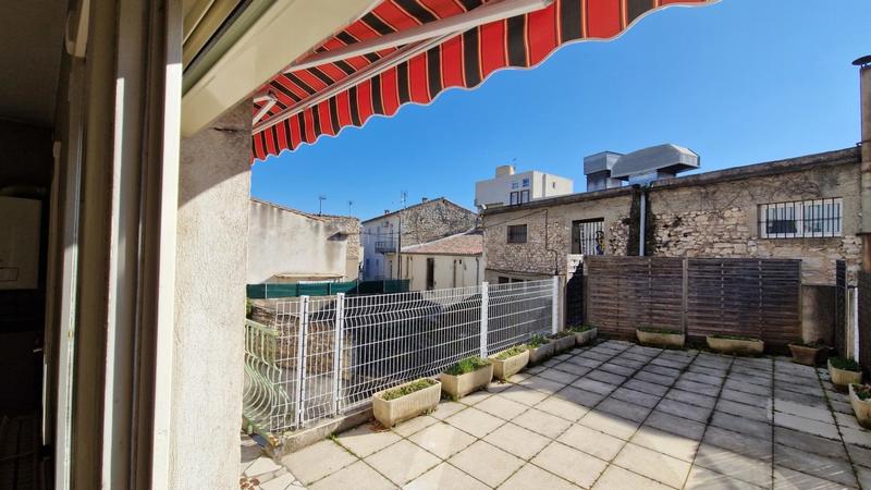 Maison - 240 m² - 8 pièces