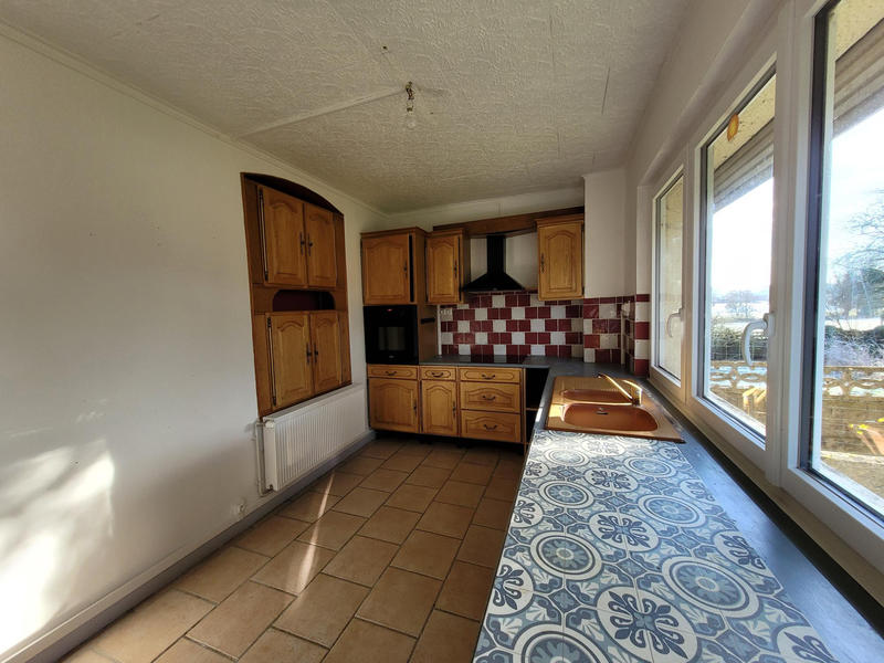 Maison - 96 m² - 5 pièces