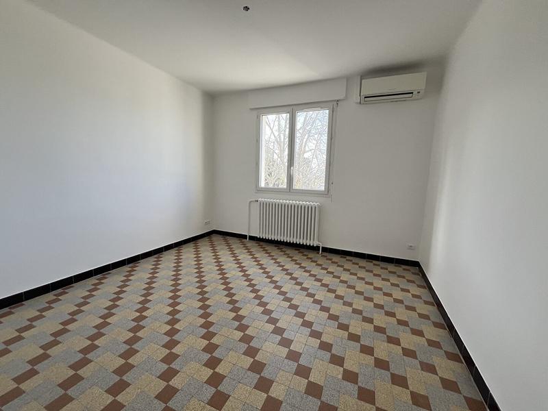 Local commercial - 114 m²