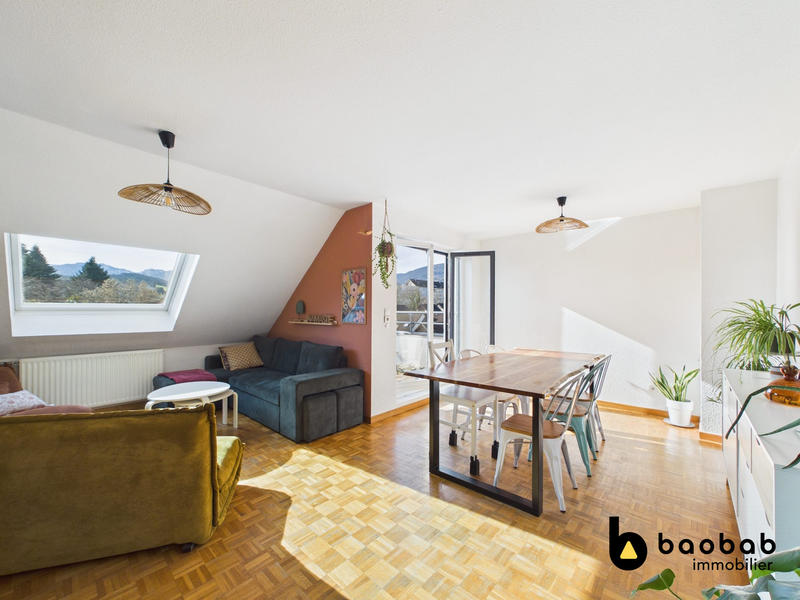 Appartement - 94 m² - 5 pièces