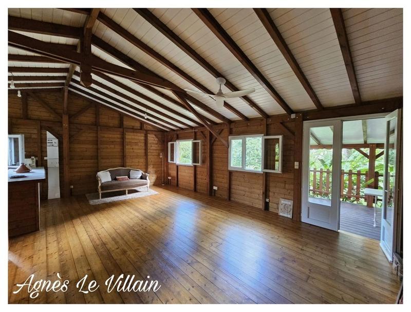 Maison de bois - 72 m² - 3 pièces