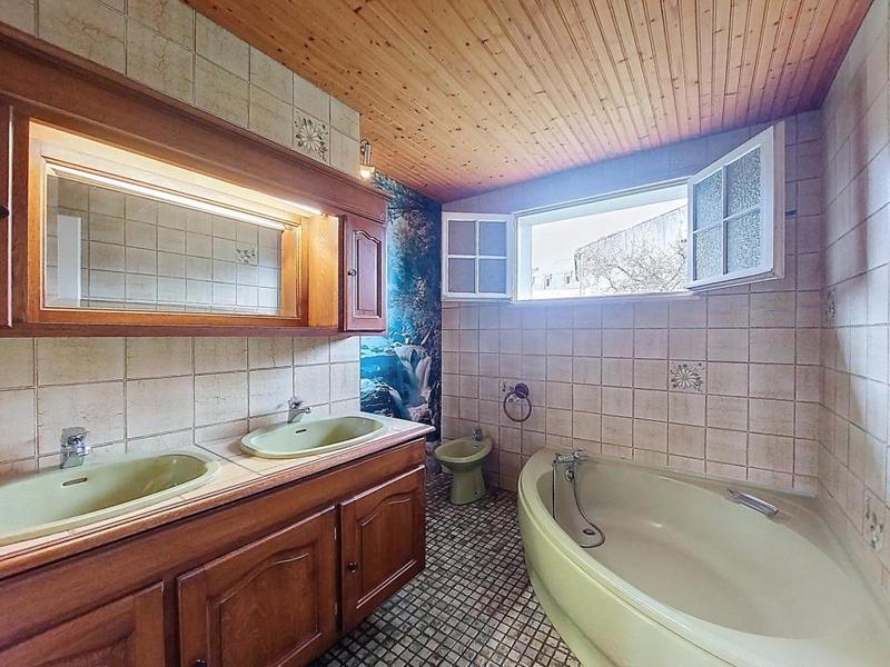 Pavillon - 133 m² - 6 pièces