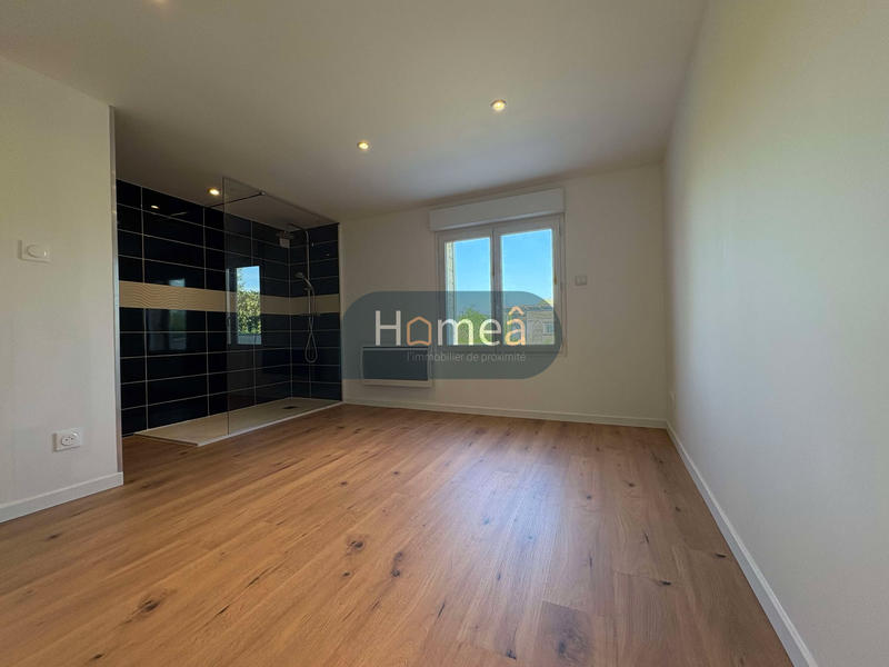 Maison - 105 m² - 4 pièces