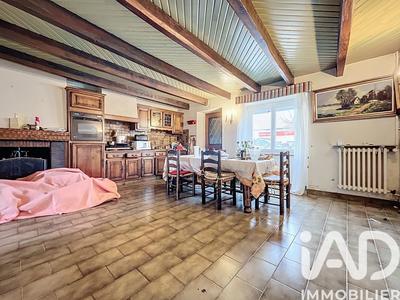 Maison - 104 m² - 4 pièces