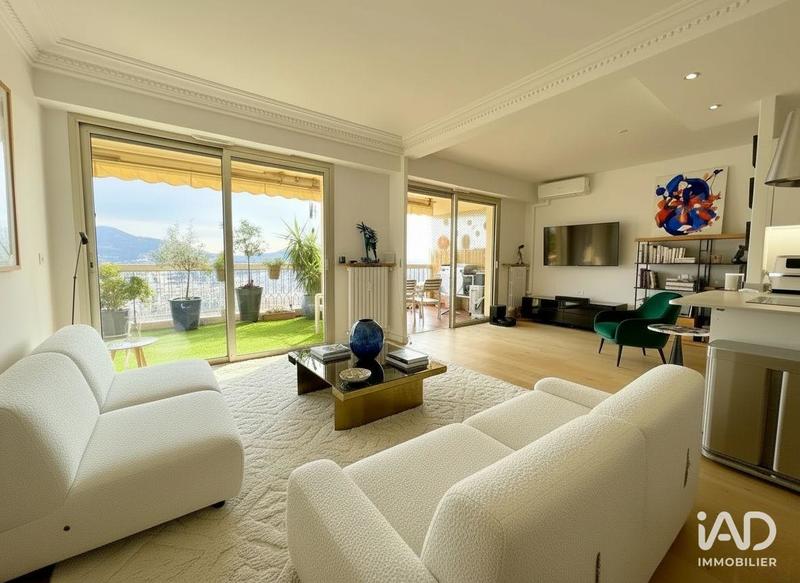 Appartement - 94 m² - 3 pièces