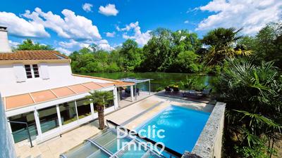 Maison - 135 m² - 6 pièces