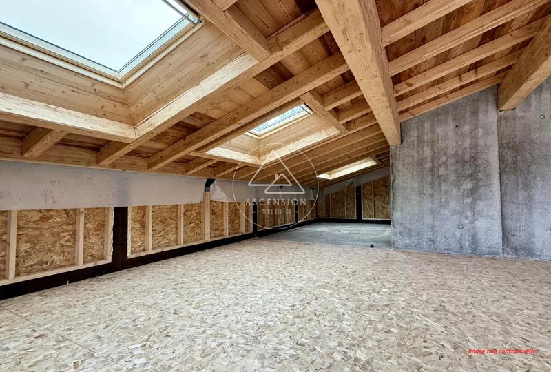 Châlet - 208 m² - 7 pièces