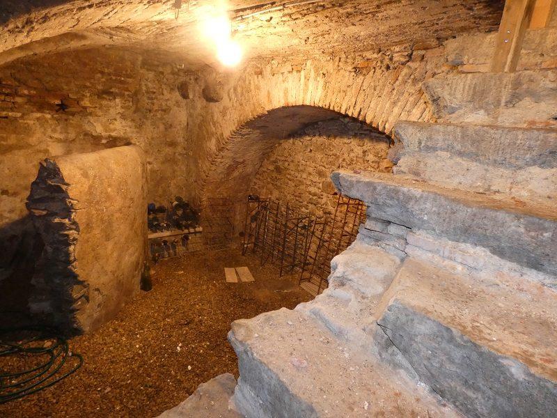 Maison ancienne - 195 m² - 8 pièces