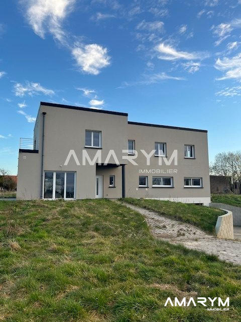 Maison - 380 m² - 6 pièces