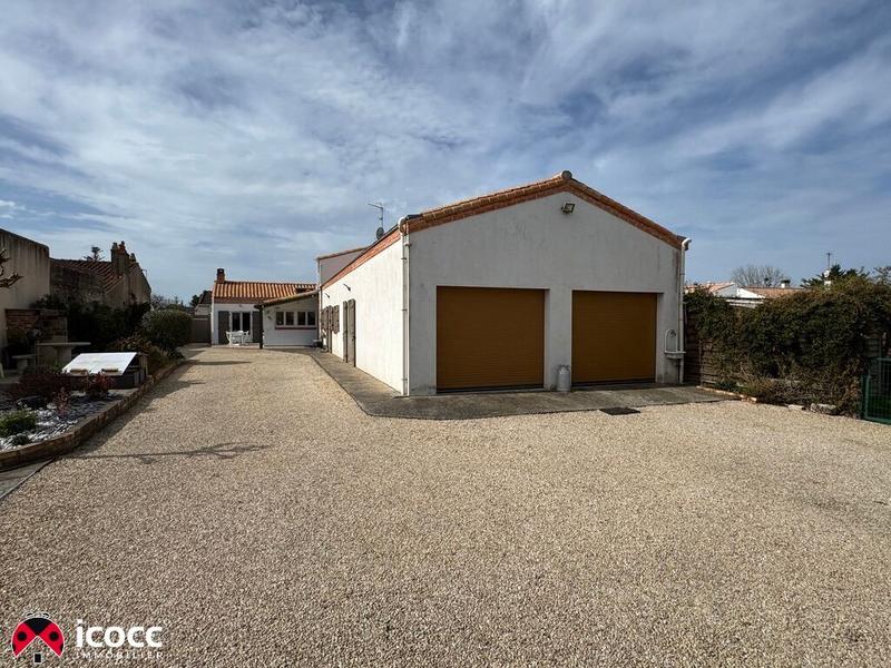 Maison - 179 m² - 6 pièces