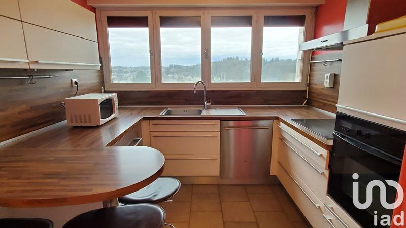 Appartement - 93 m² - 5 pièces