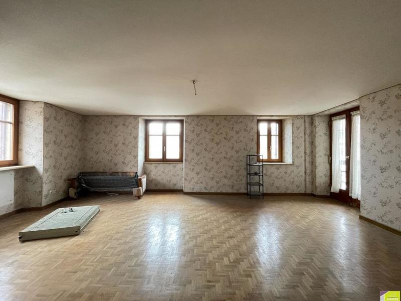 Maison traditionnelle - 100 m² - 6 pièces