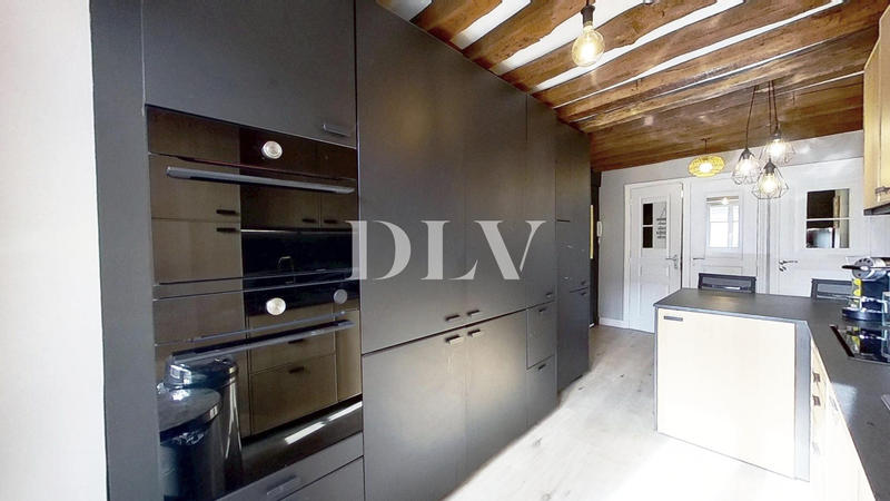 Appartement - 97 m² - 4 pièces