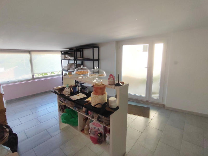 Maison - 222 m² - 10 pièces