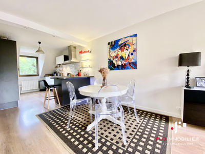 Duplex - 96 m² - 5 pièces