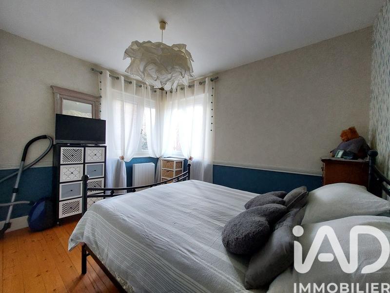 Maison - 93 m² - 5 pièces