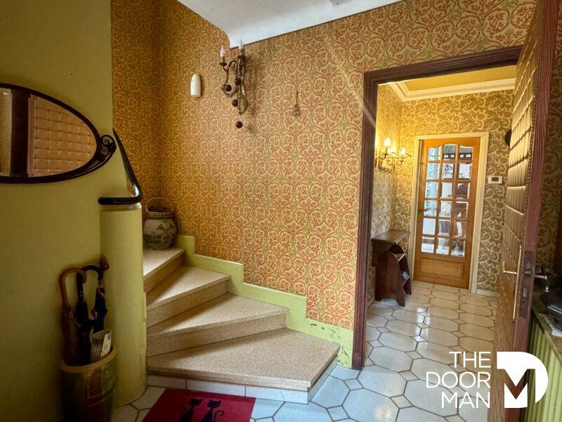 Maison - 190 m² - 8 pièces