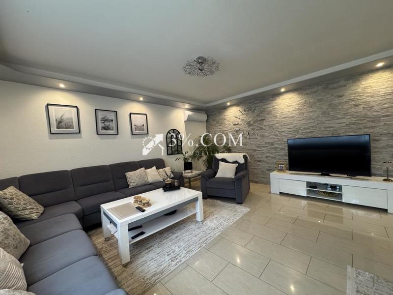 Maison - 123 m² - 5 pièces