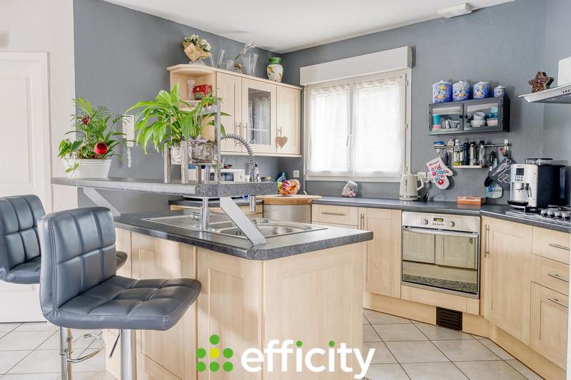 Maison - 90 m² - 4 pièces