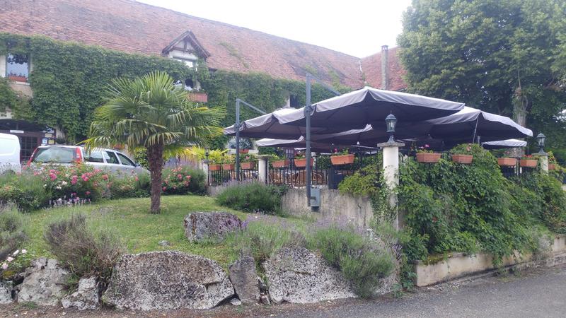 Maison de domaine - 594 m² - 8 pièces