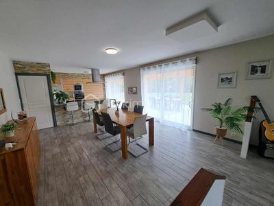 Pavillon - 124 m² - 5 pièces