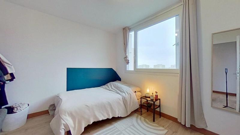 Appartement - 85 m² - 5 pièces