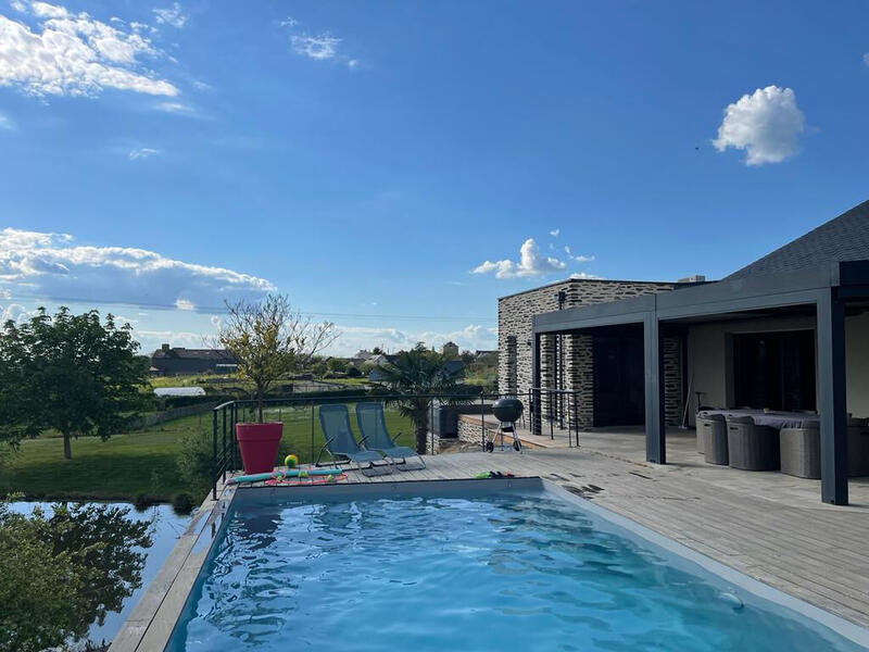 Maison - 185 m² - 7 pièces