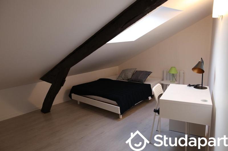 Chambre - 12 m² - 1 pièce