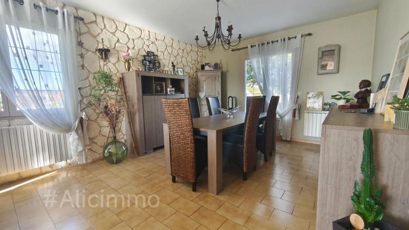 Maison - 147 m² - 6 pièces