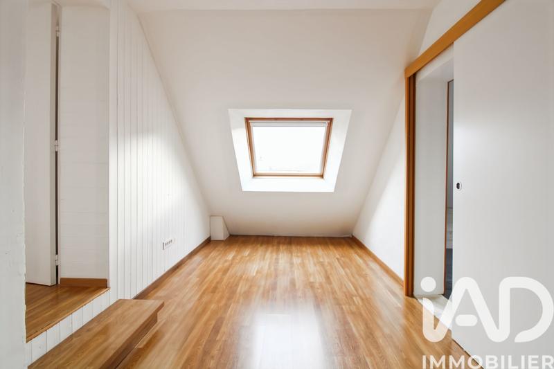 Maison - 93 m² - 5 pièces