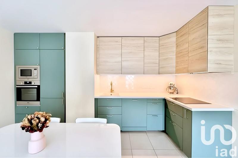 Appartement - 80 m² - 4 pièces