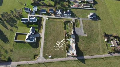 Terrain de lotissements - 844 m²