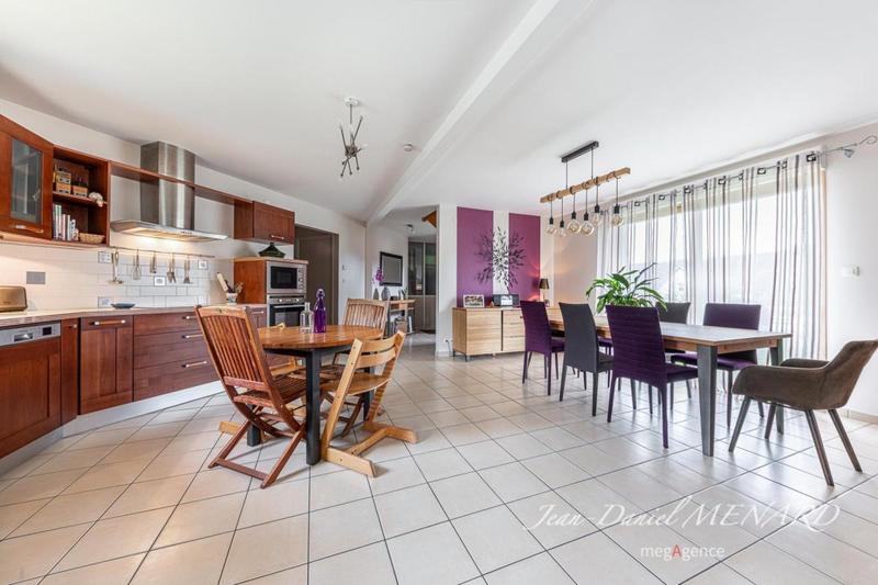 Maison - 125 m² - 5 pièces