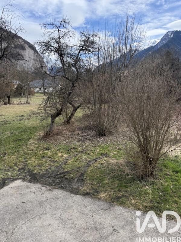 Maison - 77 m² - 5 pièces