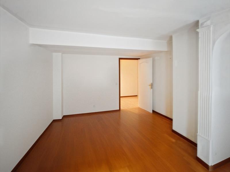 Appartement ancien - 68 m² - 3 pièces