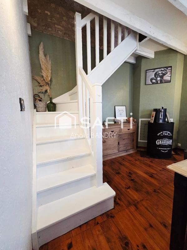 Maison - 102 m² - 6 pièces