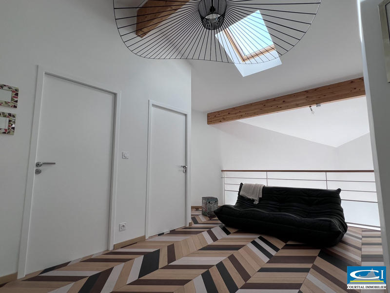 Villa - 137 m² - 5 pièces