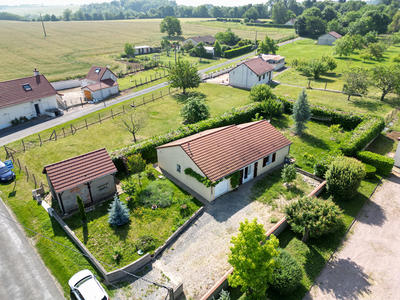 Maison - 96 m² - 4 pièces