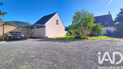 Maison - 236 m² - 7 pièces