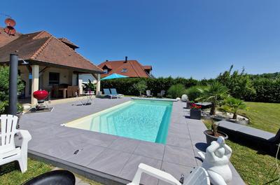 Maison - 211 m² - 8 pièces