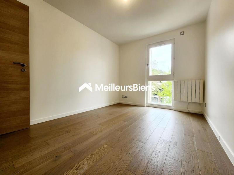 Appartement ancien - 66 m² - 3 pièces