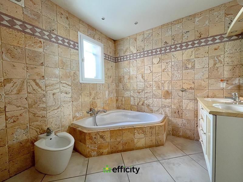 Maison - 160 m² - 4 pièces