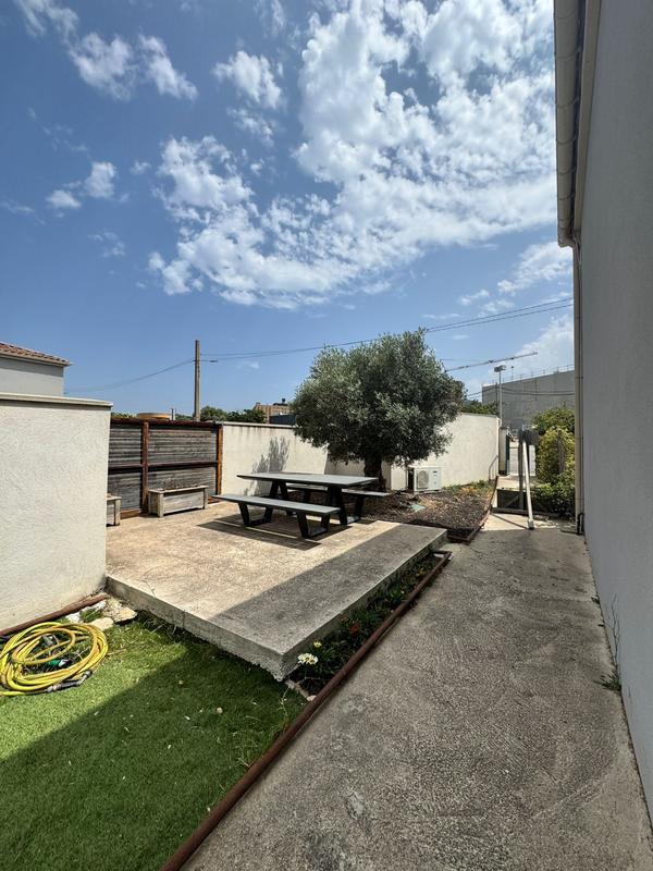 Maison - 94 m² - 4 pièces